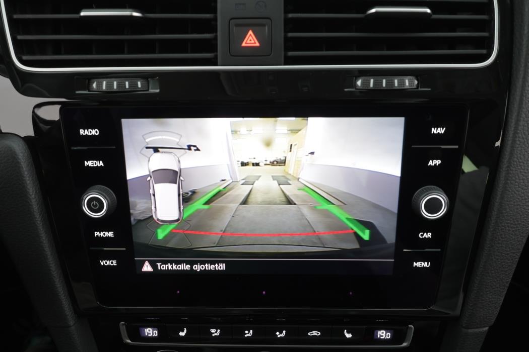VOLKSWAGEN Golf 2019