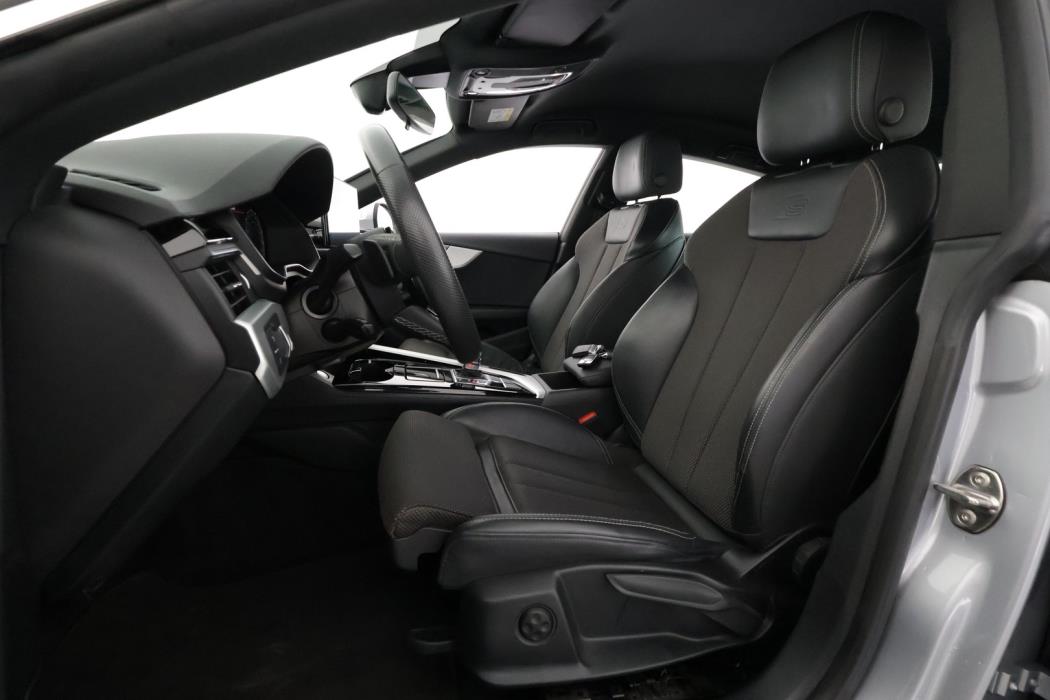 AUDI A5 2021