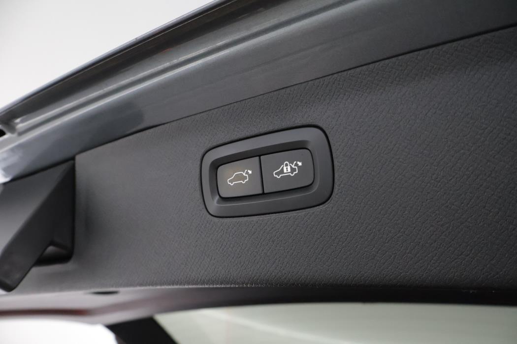 VOLVO XC90 2016
