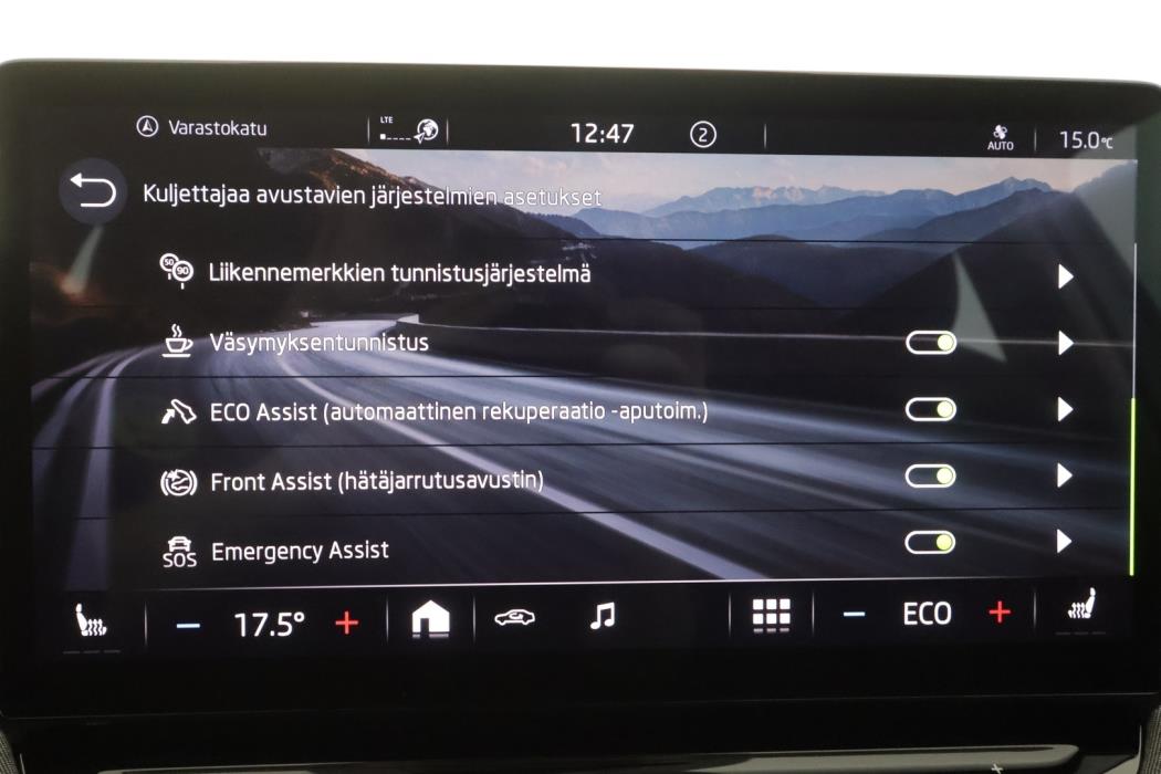 SKODA Enyaq 2023