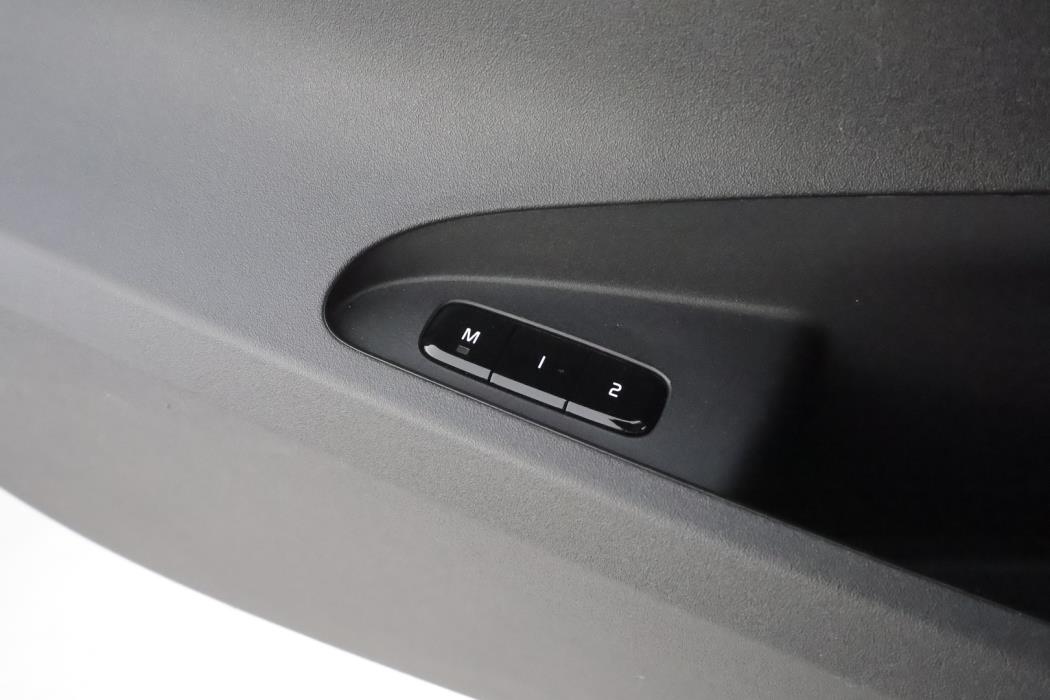 POLESTAR 2 2023