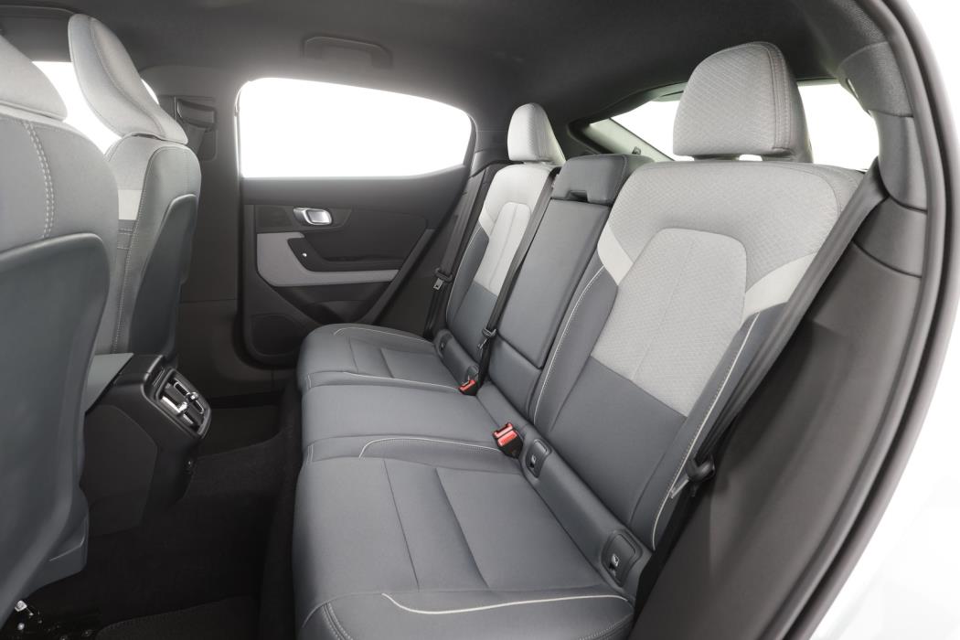 POLESTAR 2 2023