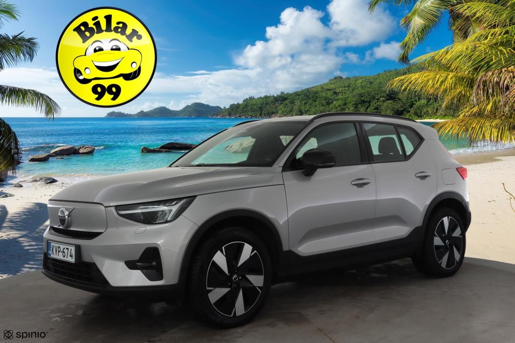 VOLVO XC40 2024