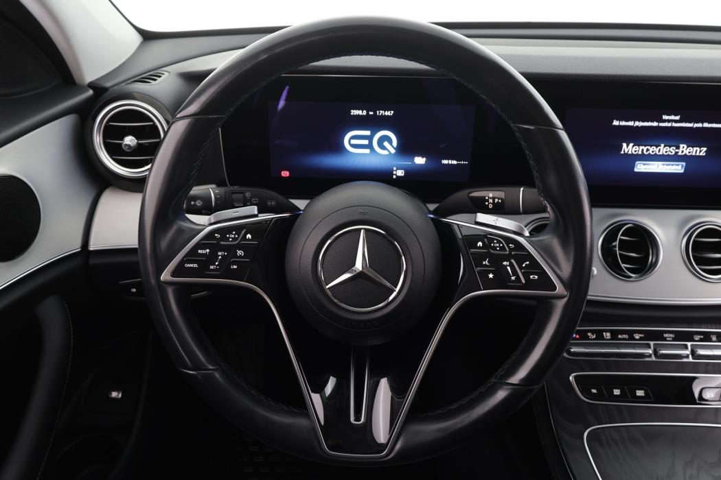 MERCEDES-BENZ E 2021