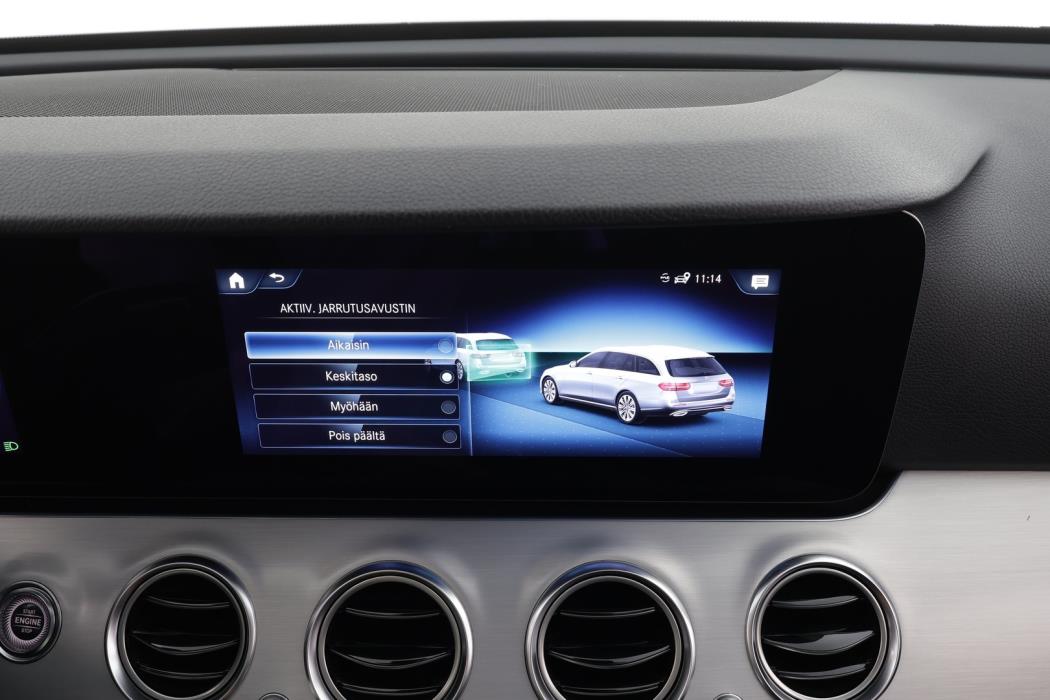 MERCEDES-BENZ E 2021