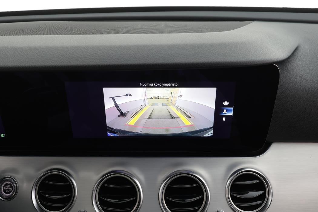 MERCEDES-BENZ E 2021