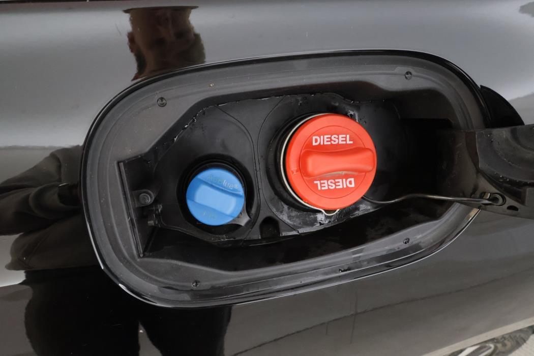 MERCEDES-BENZ E 2021