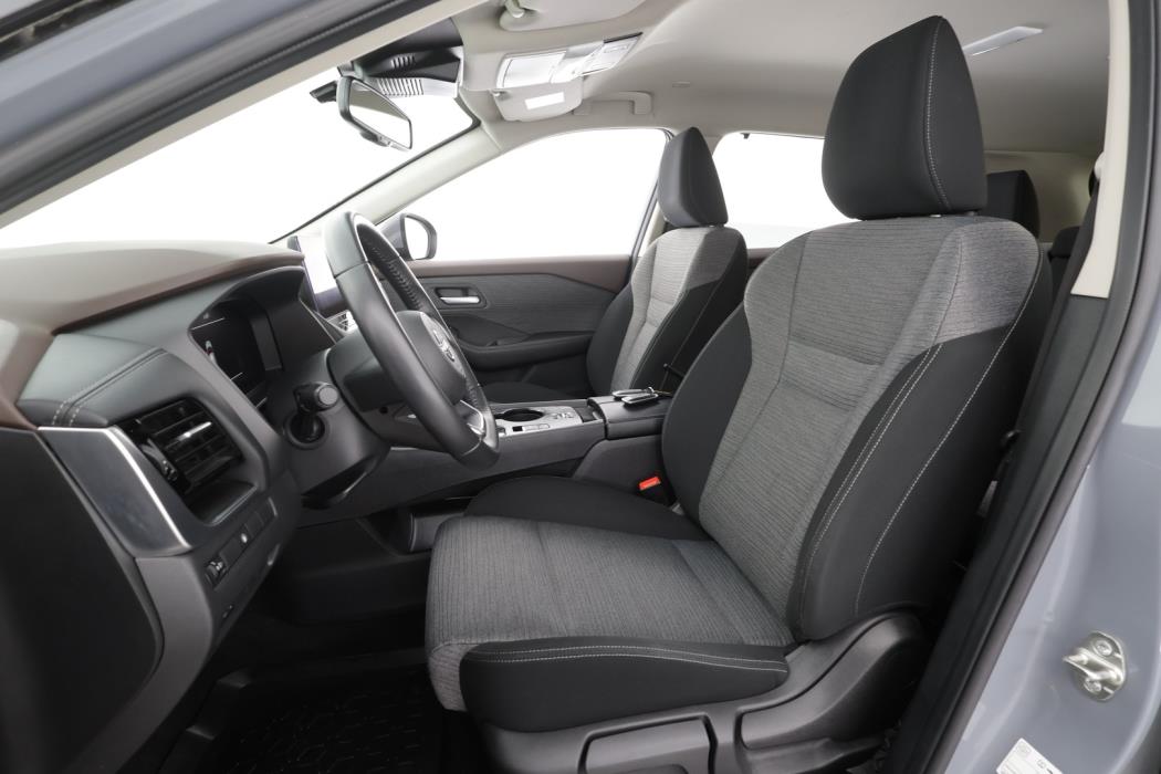 NISSAN X-Trail 2024