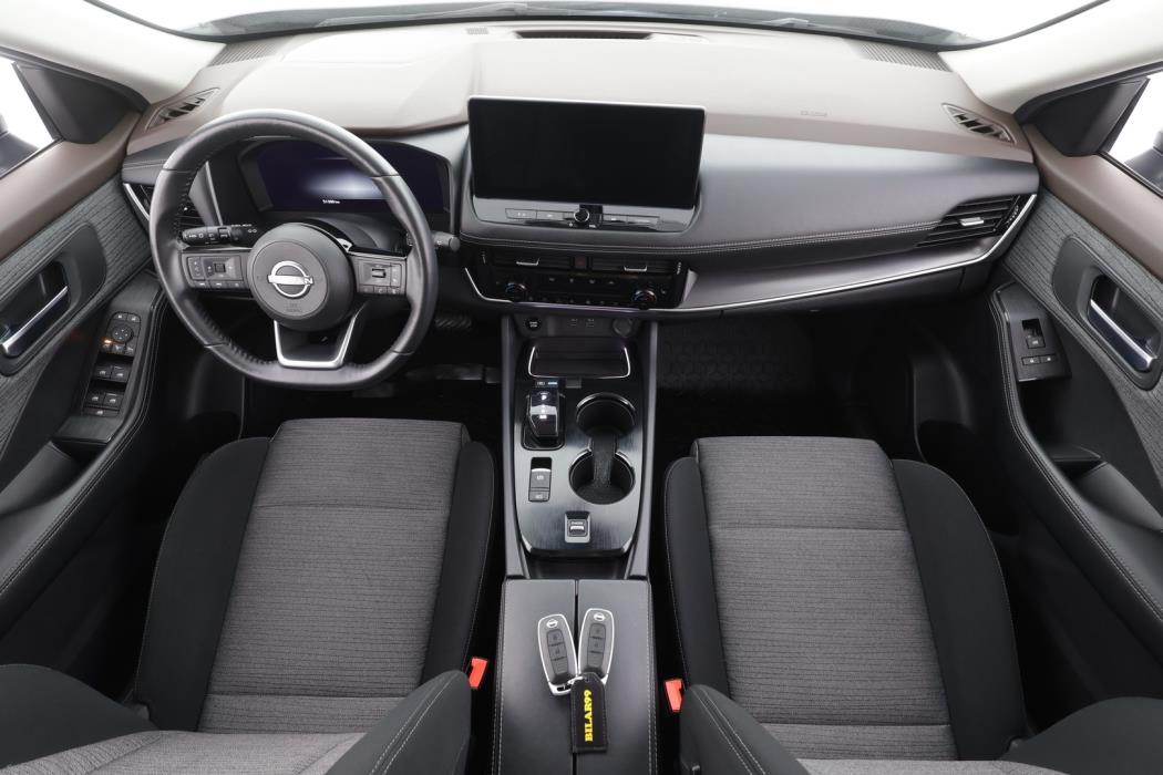 NISSAN X-Trail 2024