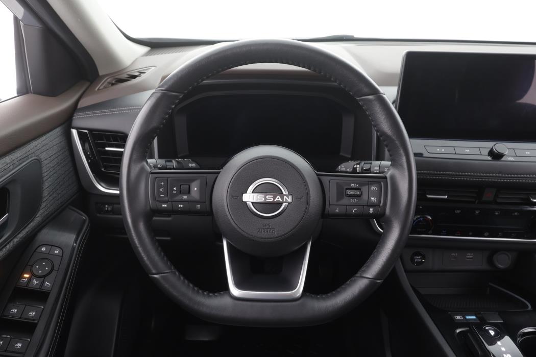 NISSAN X-Trail 2024