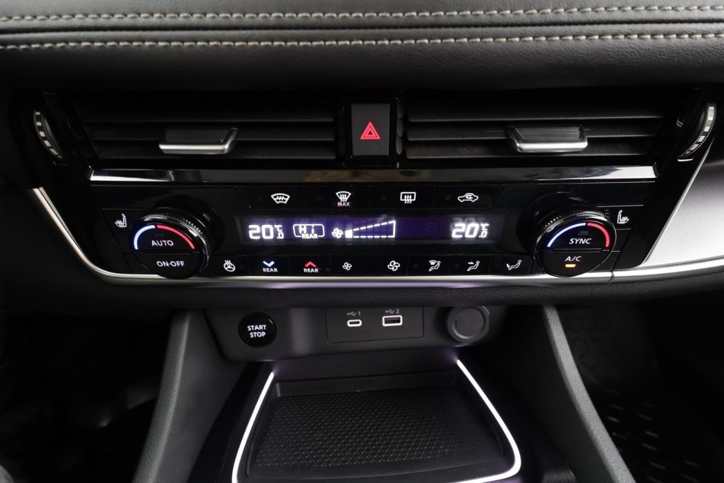 NISSAN X-Trail 2024