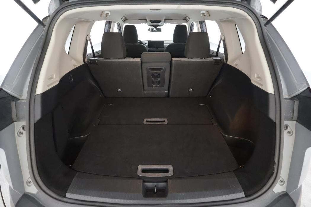 NISSAN X-Trail 2024