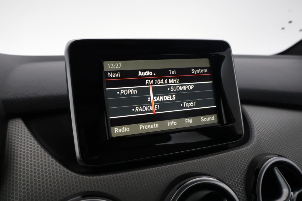 MERCEDES-BENZ B 2013