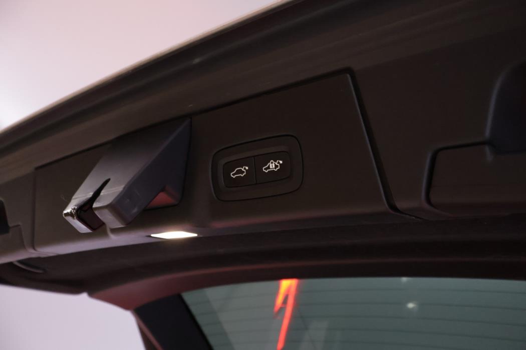 VOLVO V90 2017