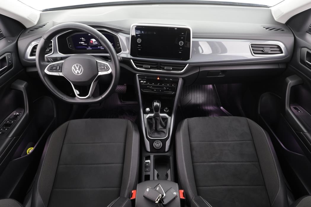 VOLKSWAGEN T-Roc 2023