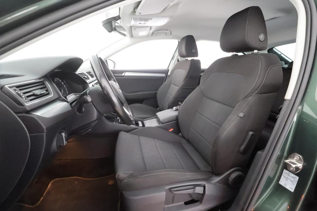 SKODA Superb 2019