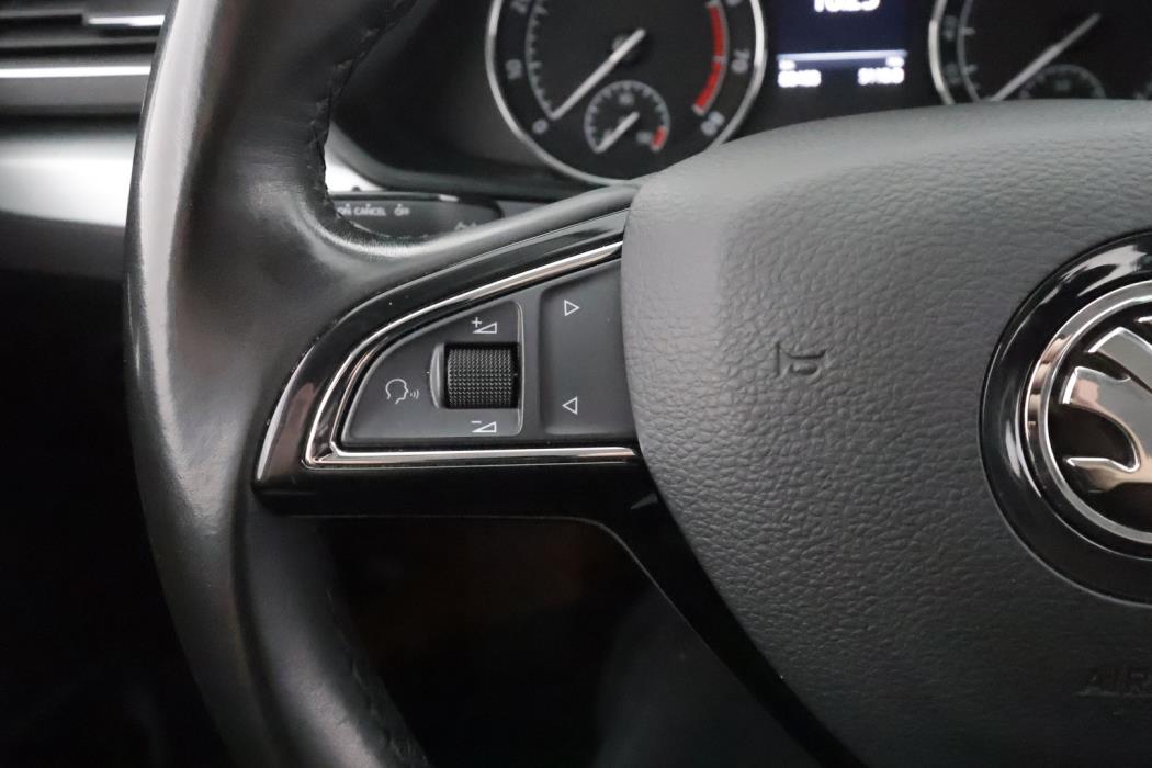 SKODA Superb 2019