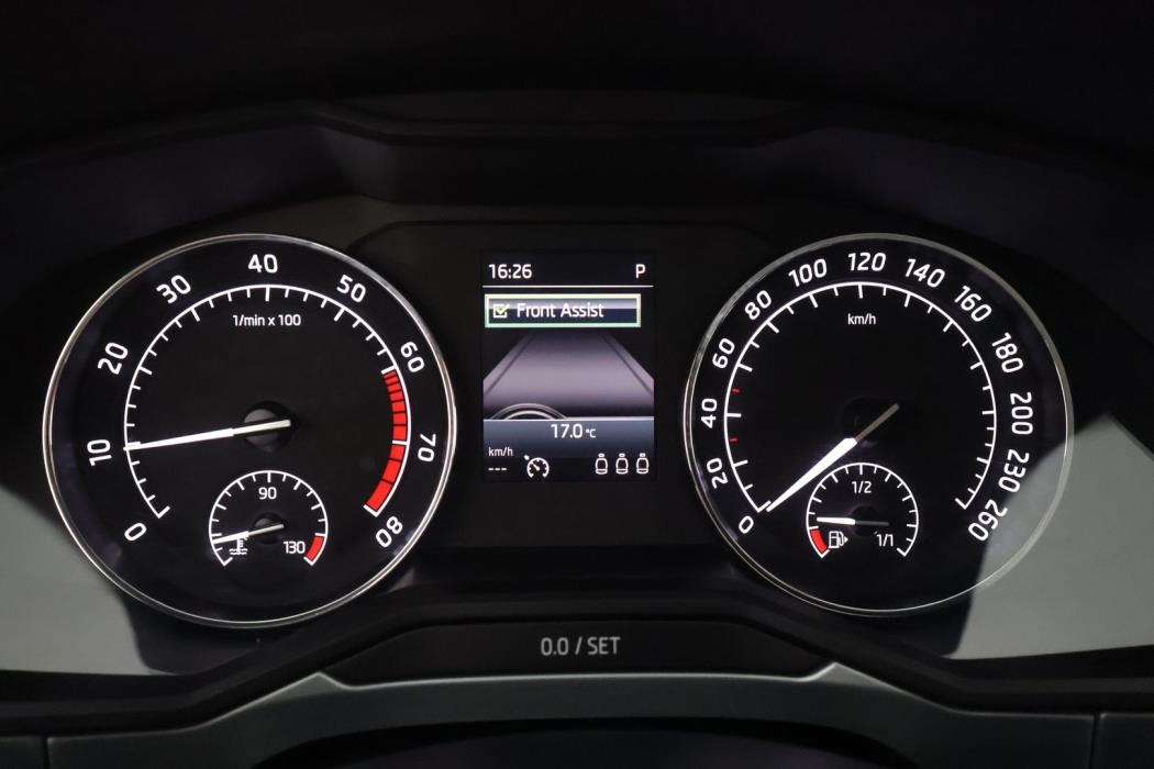 SKODA Superb 2019
