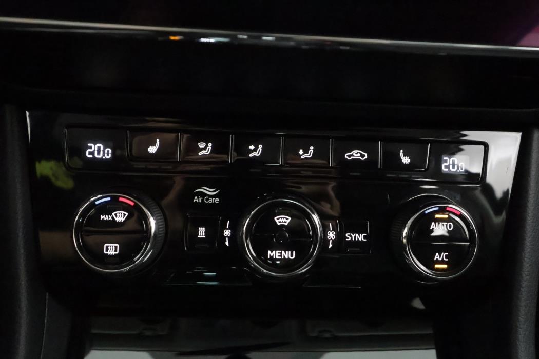 SKODA Superb 2019