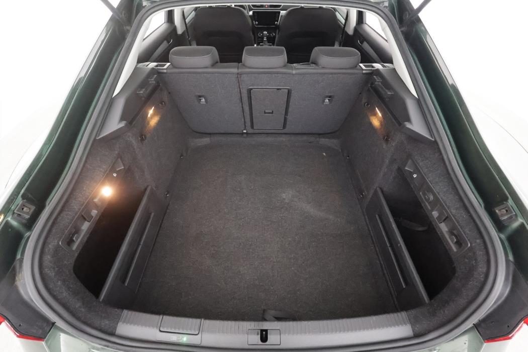 SKODA Superb 2019