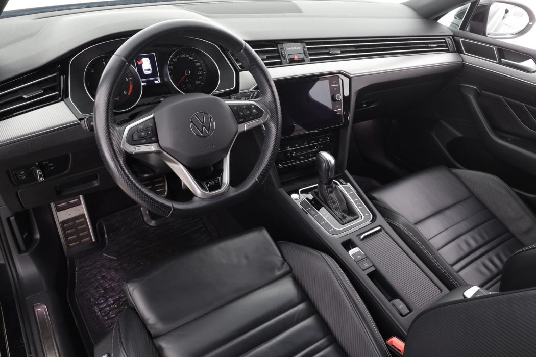 VOLKSWAGEN Passat 2021