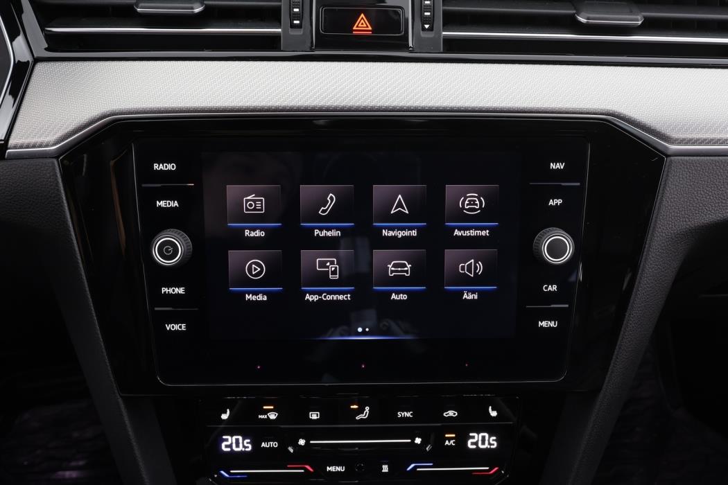 VOLKSWAGEN Passat 2021