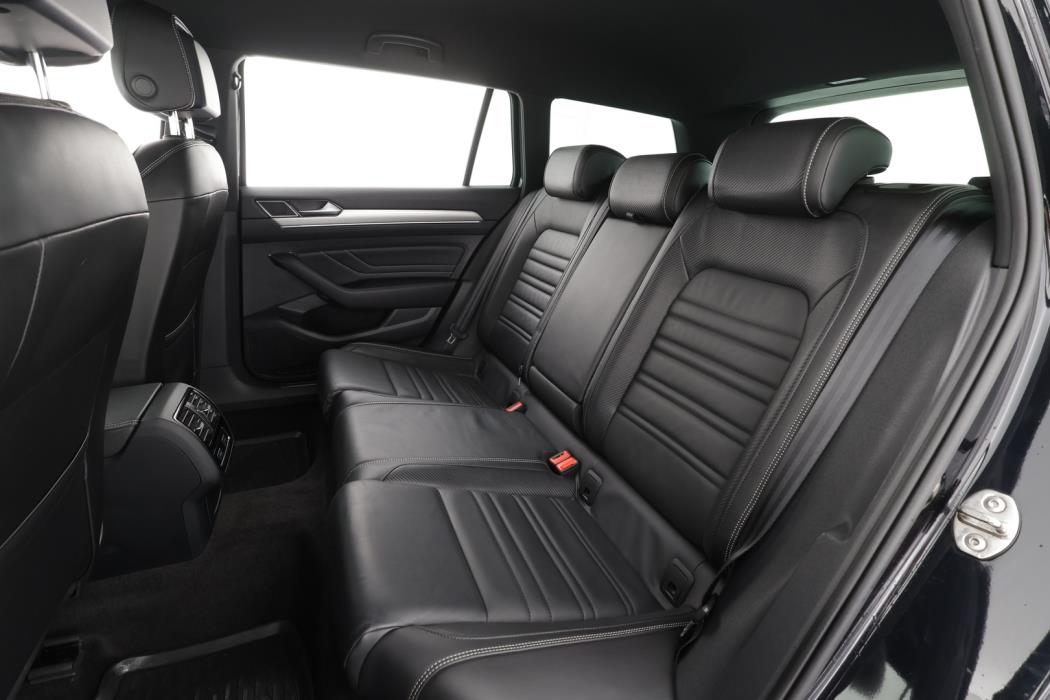 VOLKSWAGEN Passat 2021