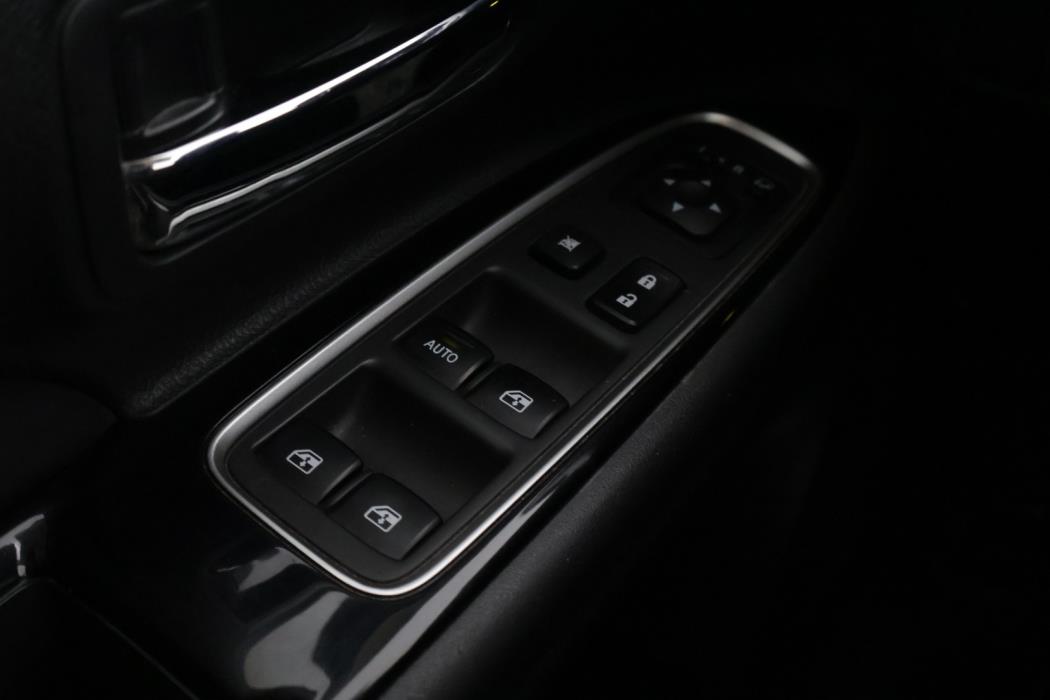 MITSUBISHI OUTLANDER PHEV 2017