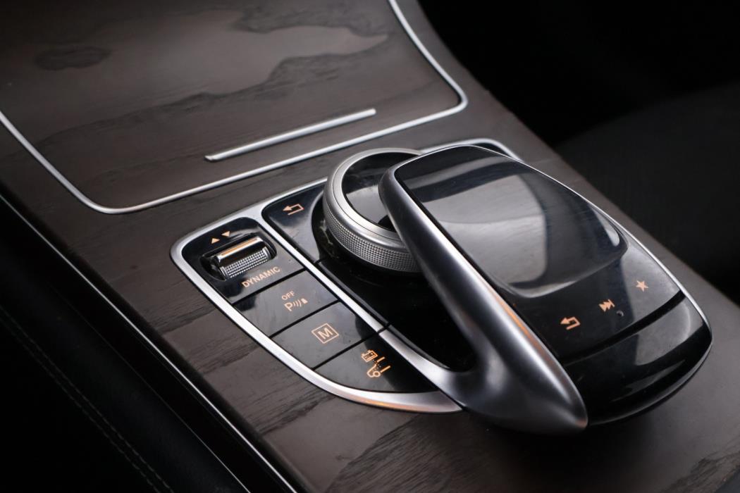 MERCEDES-BENZ GLC 2017