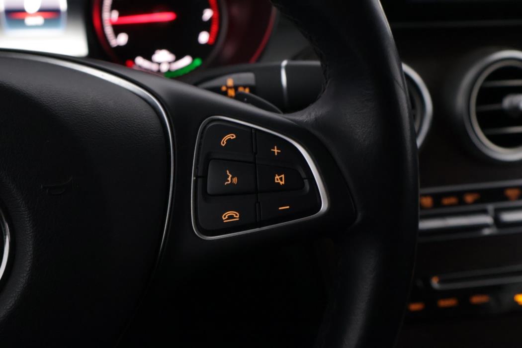 MERCEDES-BENZ GLC 2017