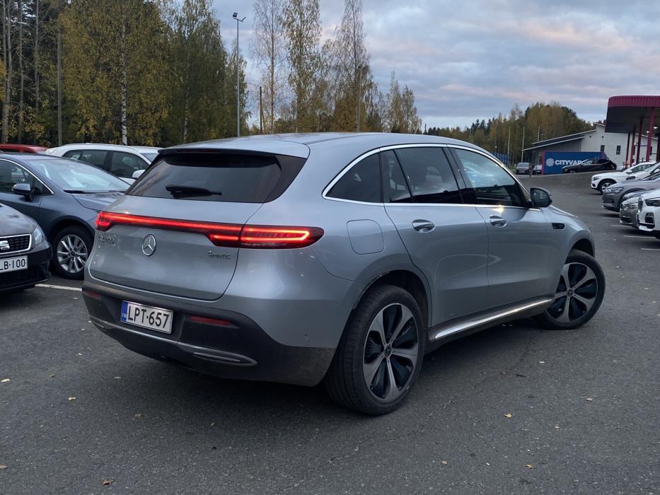 MERCEDES-BENZ EQC 2020