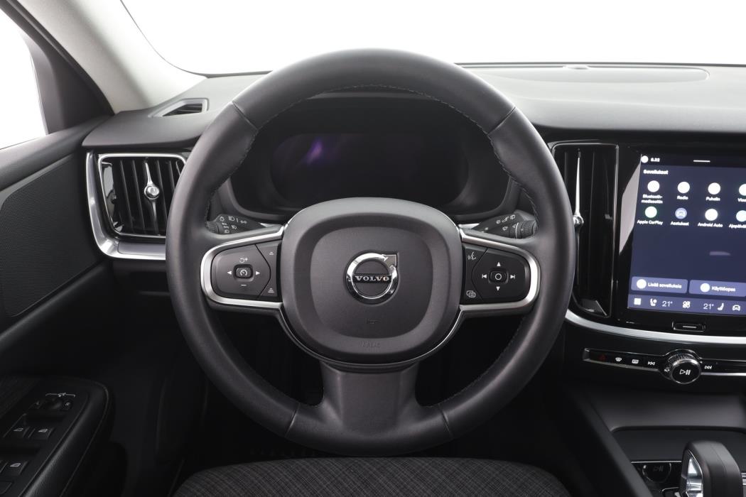 VOLVO V60 2023