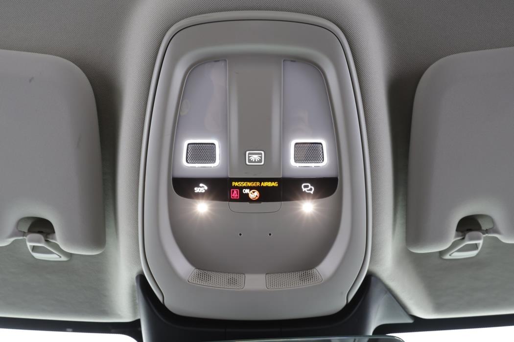 VOLVO V60 2023