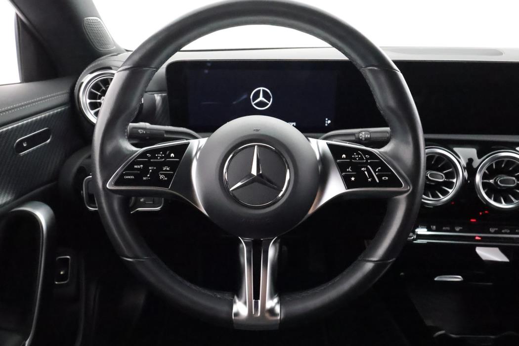MERCEDES-BENZ CLA 2024