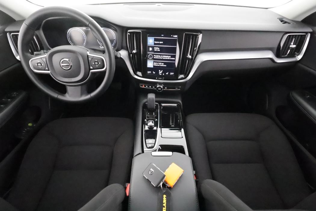 VOLVO V60 2022