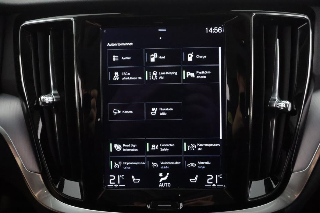 VOLVO V60 2022