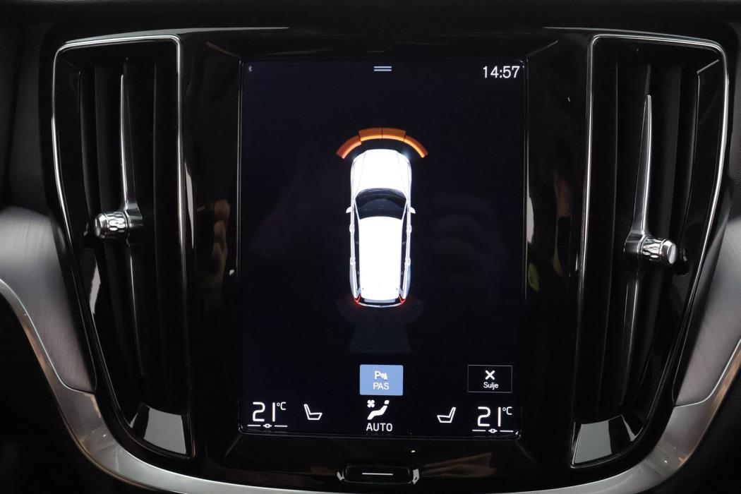 VOLVO V60 2022