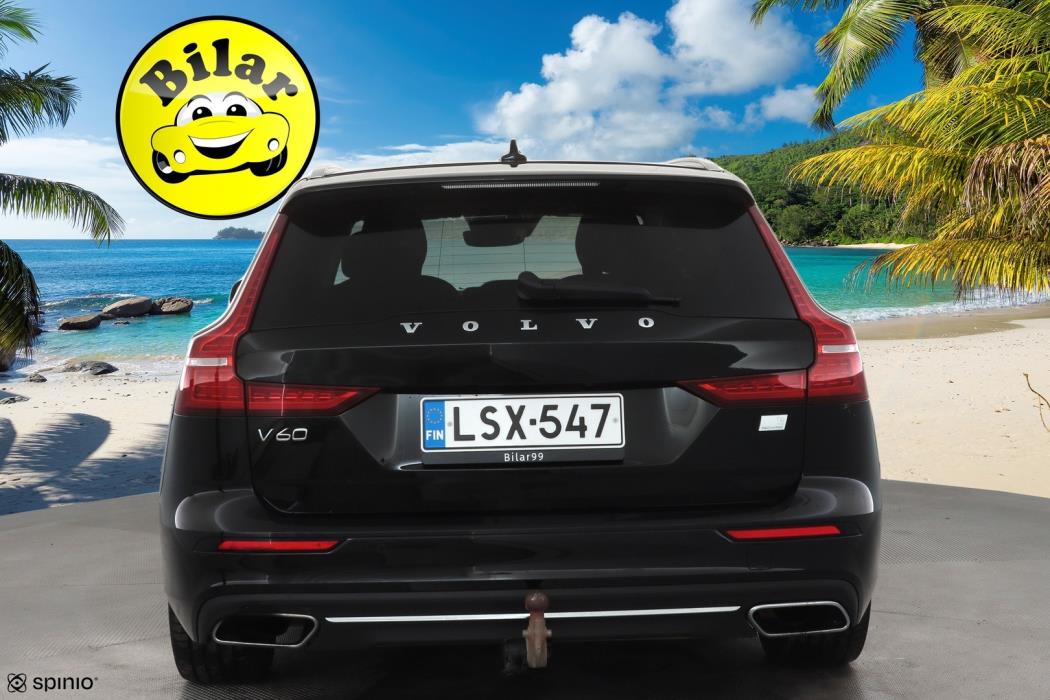VOLVO V60 2022