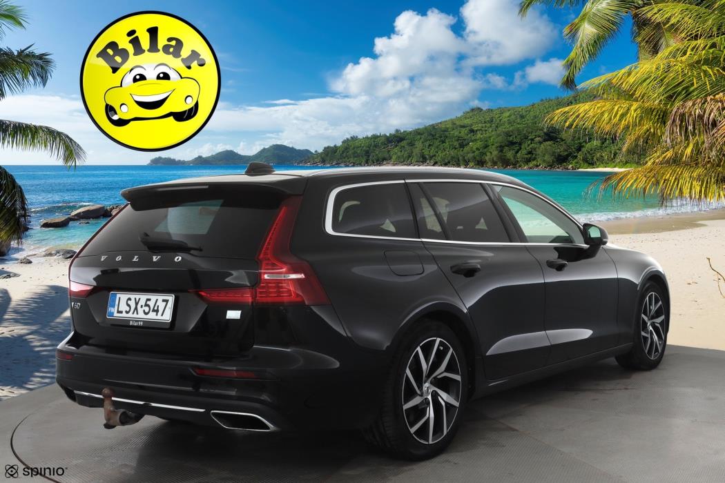VOLVO V60 2022
