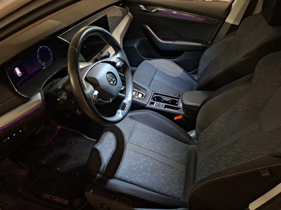 SKODA OCTAVIA 2021