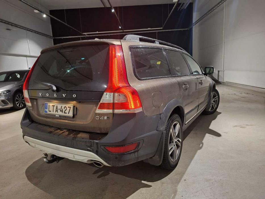 VOLVO XC70 2015