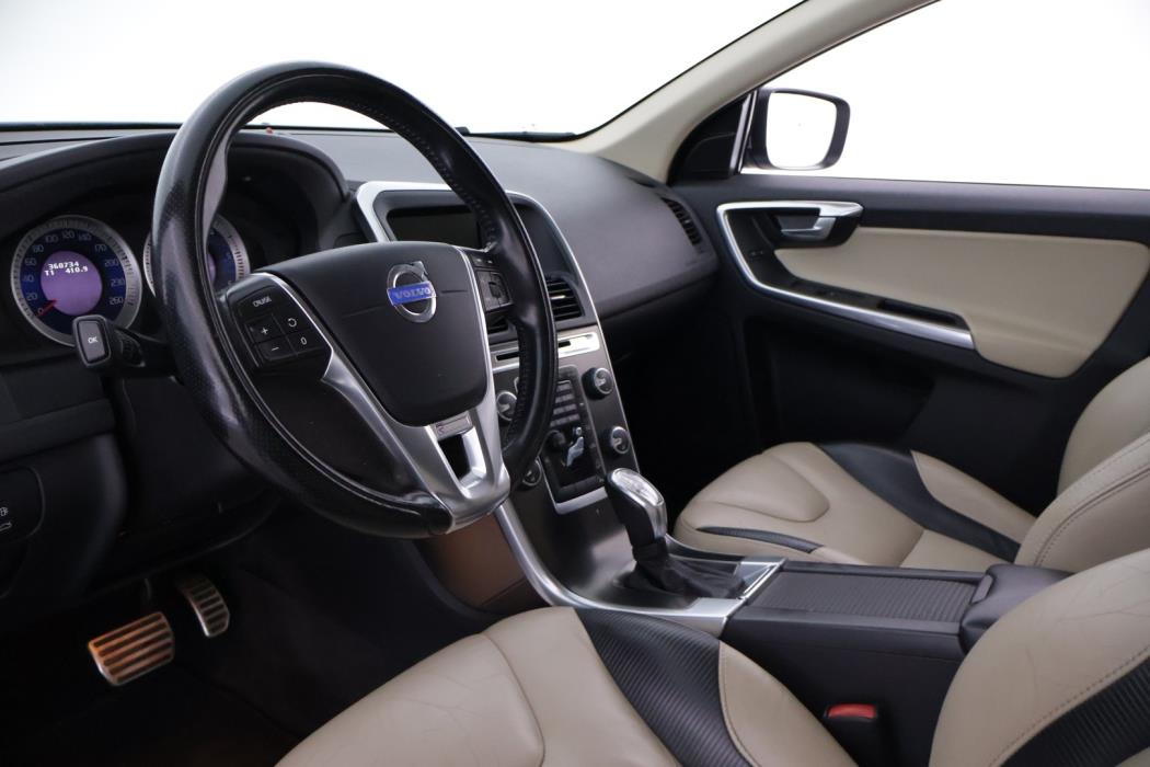VOLVO XC60 2013