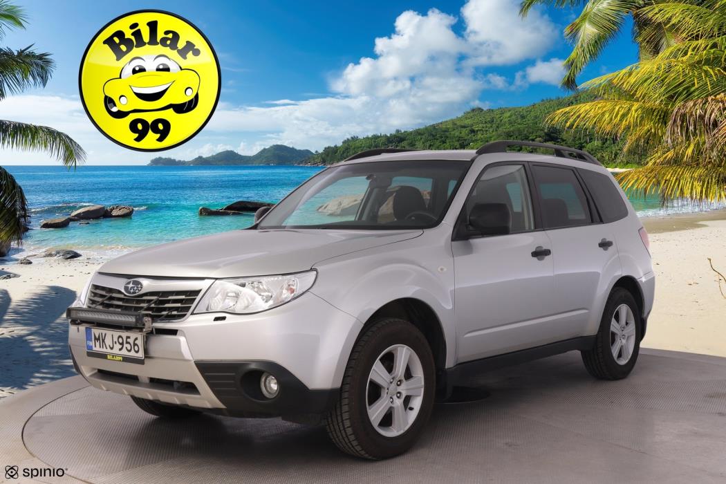 SUBARU Forester 2010