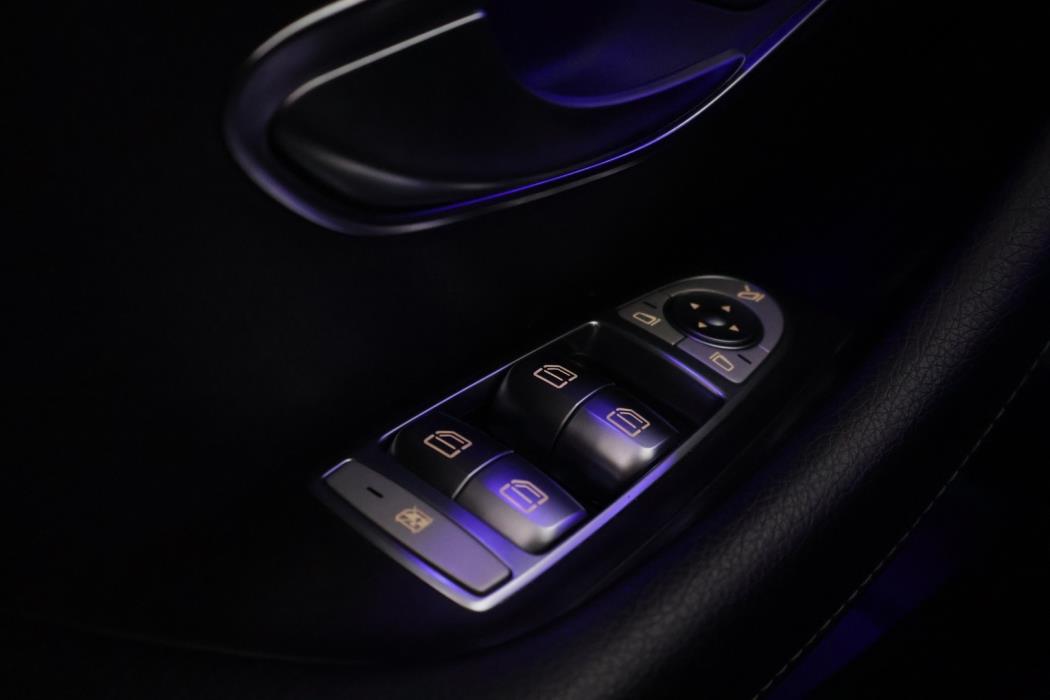 MERCEDES-BENZ E 2017