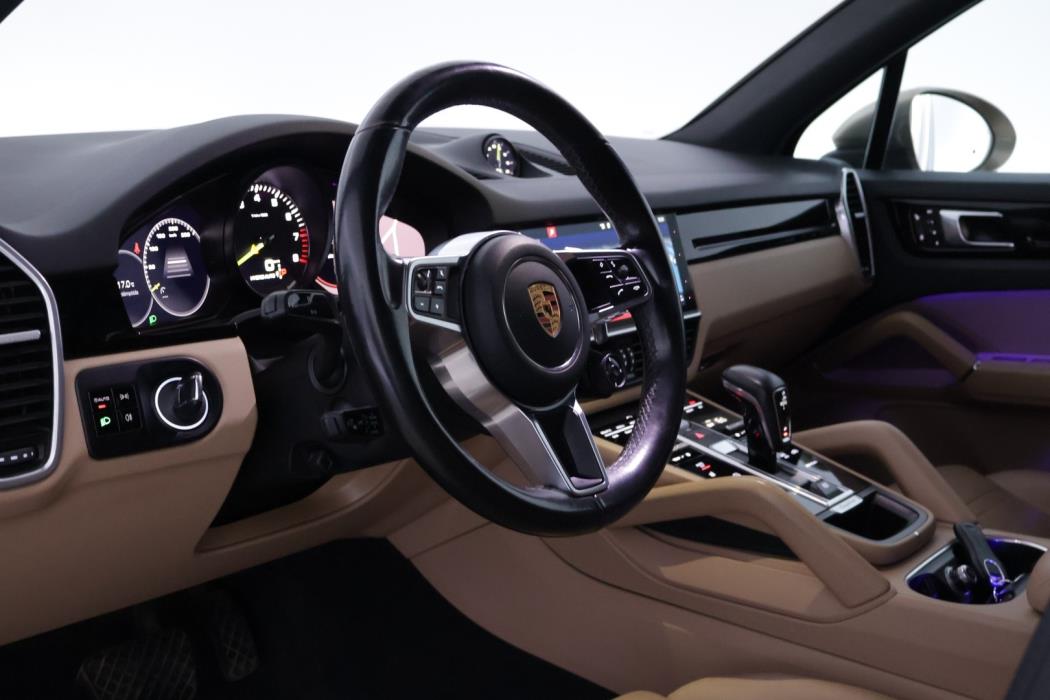 PORSCHE Cayenne 2019