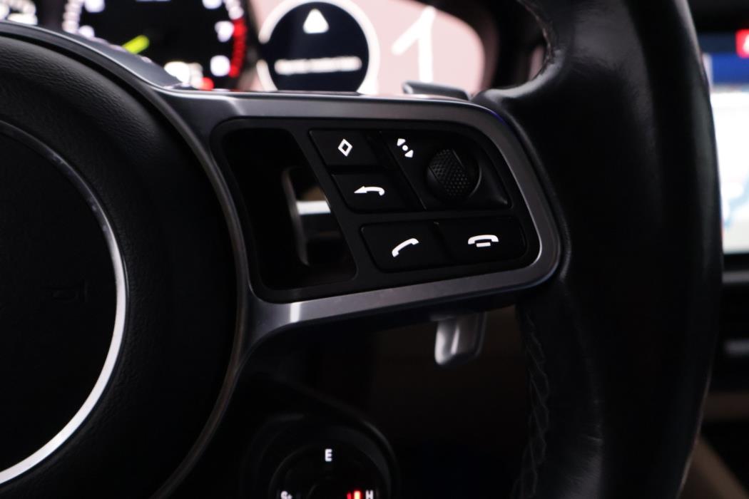 PORSCHE Cayenne 2019