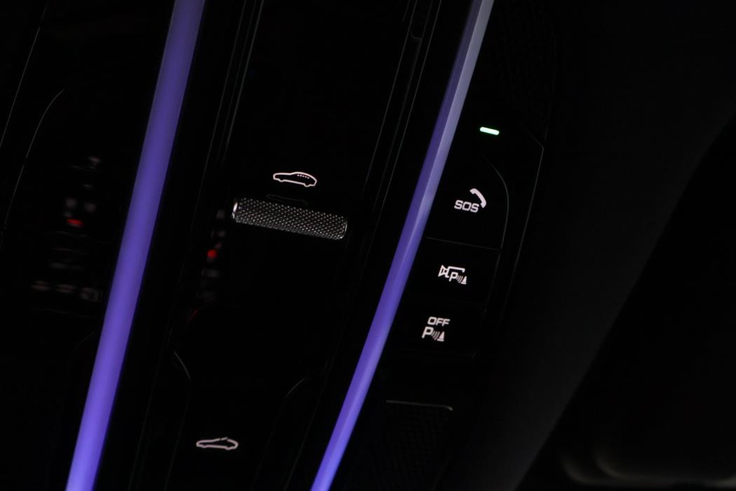 PORSCHE Cayenne 2019