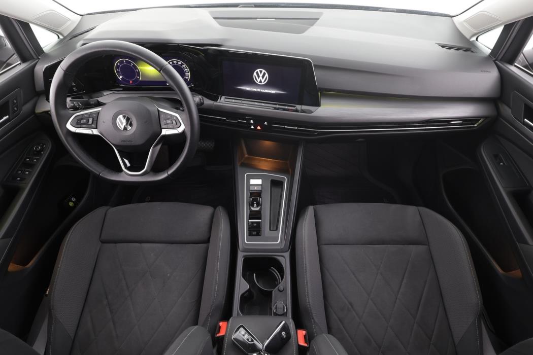 VOLKSWAGEN Golf 2021