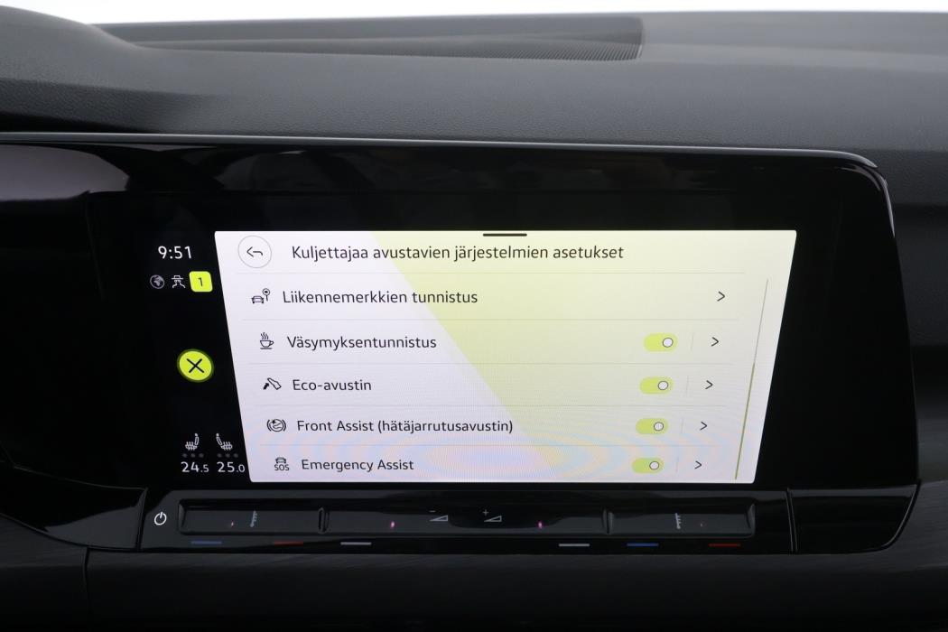 VOLKSWAGEN Golf 2021