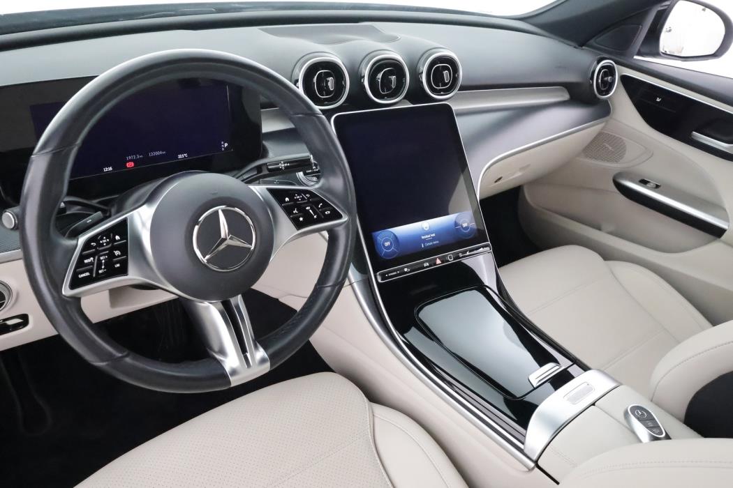 MERCEDES-BENZ C 2023